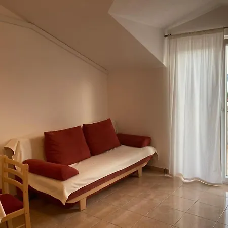Danijela Apartment *